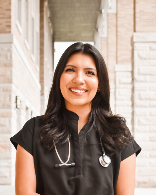 Sierra Ortega, DVM